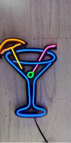 Neon Martini Kadeh